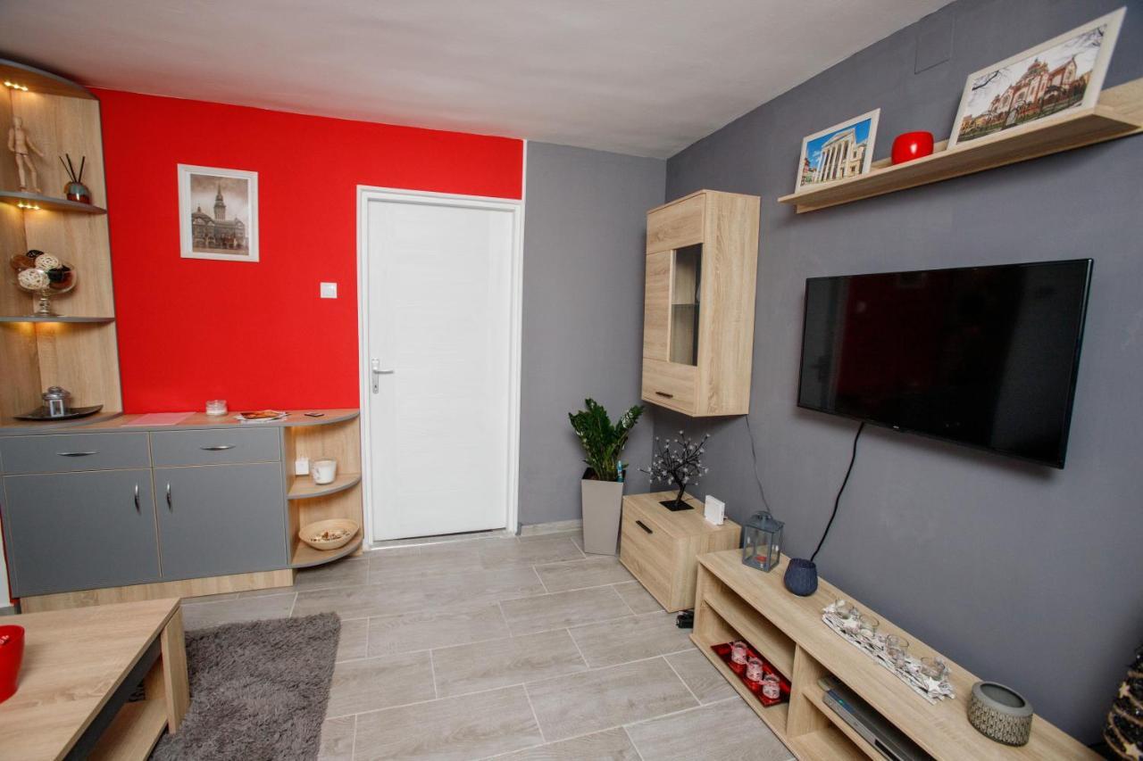7 Days Premium Apartment Σουμπότικα Εξωτερικό φωτογραφία
